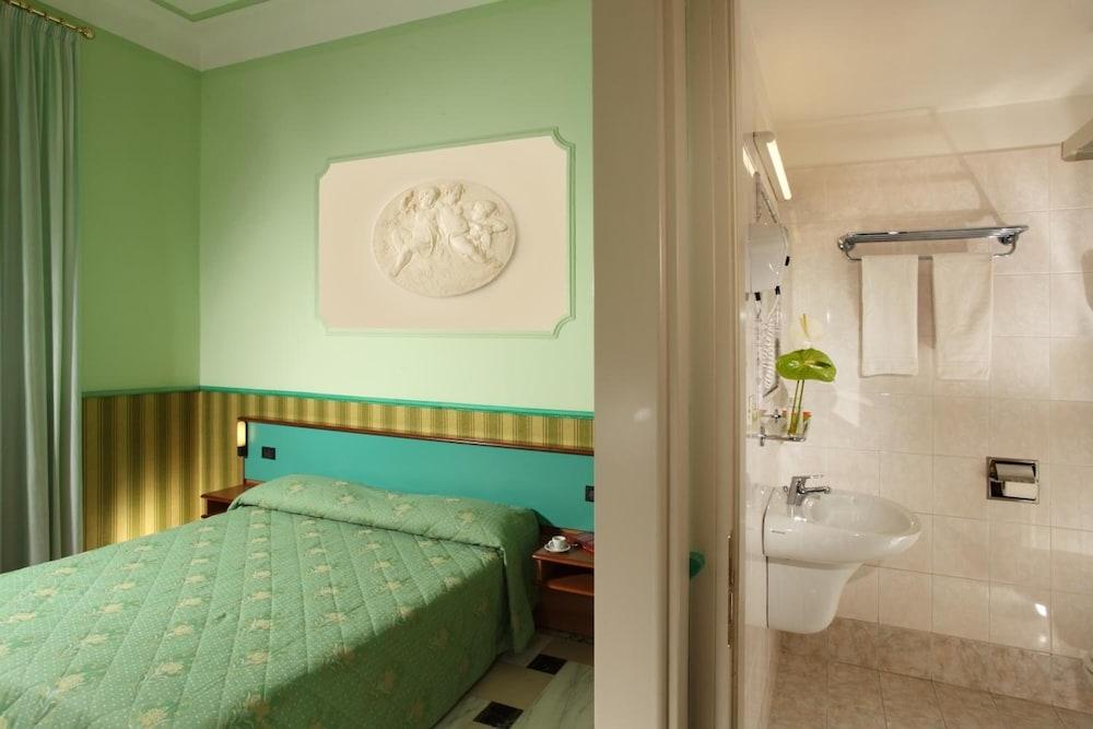 Hotel Dorica Ρώμη Εξωτερικό φωτογραφία