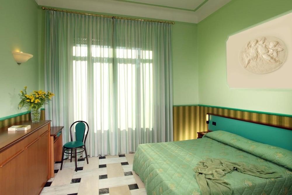Hotel Dorica Ρώμη Εξωτερικό φωτογραφία