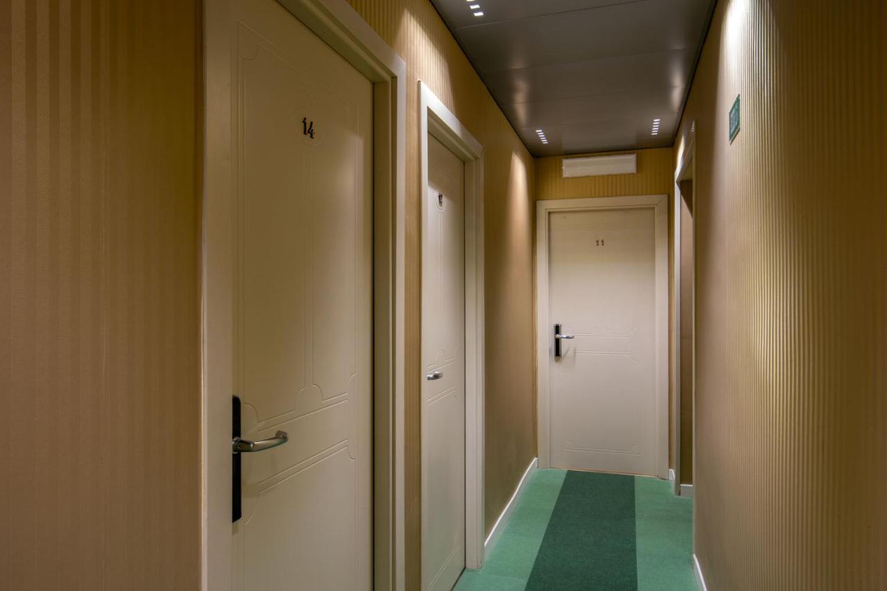 Hotel Dorica Ρώμη Εξωτερικό φωτογραφία